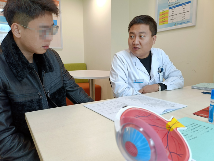300度近視拖到900度近視，近視手術(shù)是什么感受？
