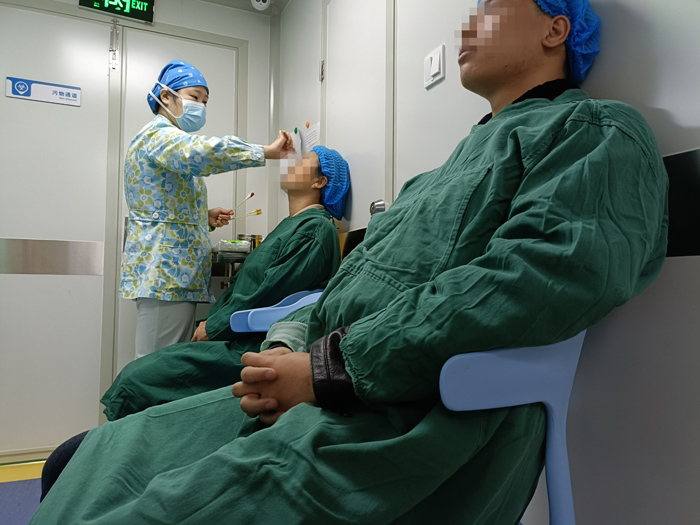 300度近視拖到900度近視，近視手術(shù)是什么感受？