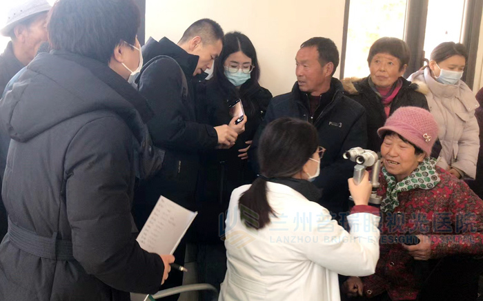 蘭州普瑞眼視光醫(yī)院“迎新春，送溫暖”慰問貧困群眾公益